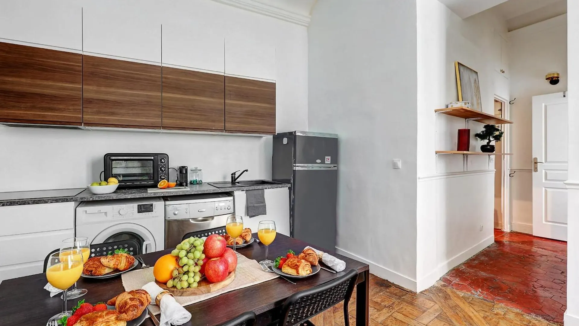 Eiffel Tower & Invalides - 1br - Cityapartmentstay * Paris